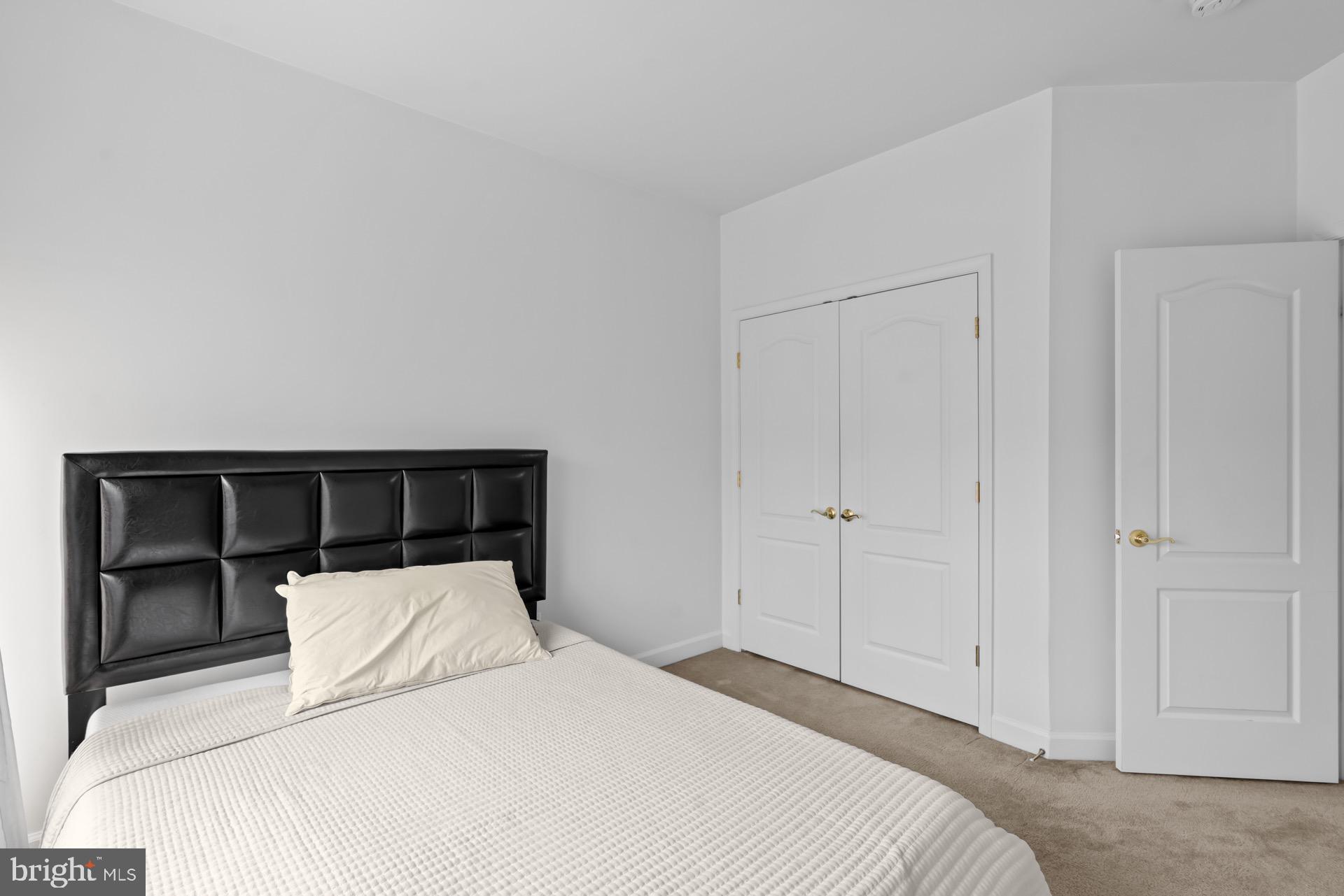 SUMMERFIELD AT MORGAN ST - Residential Lease