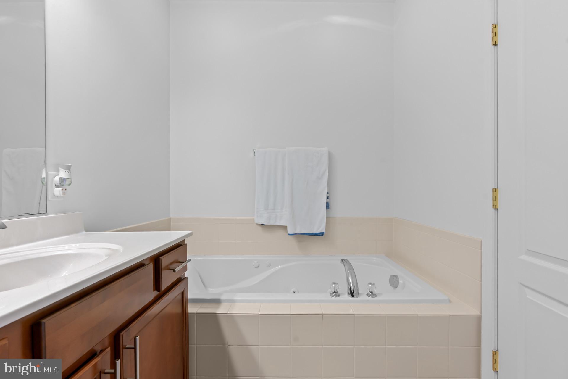 SUMMERFIELD AT MORGAN ST - Residential Lease