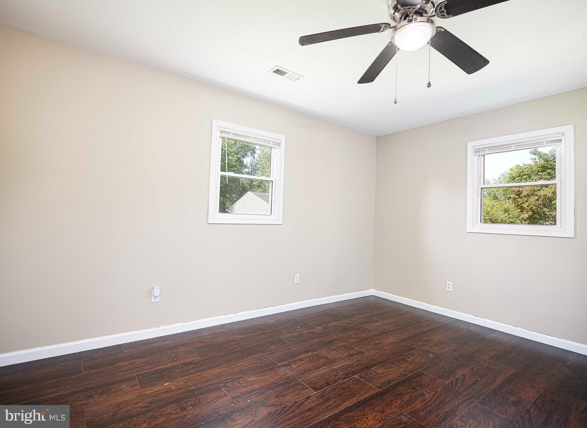 BONNIE BRAE MANOR - Residential