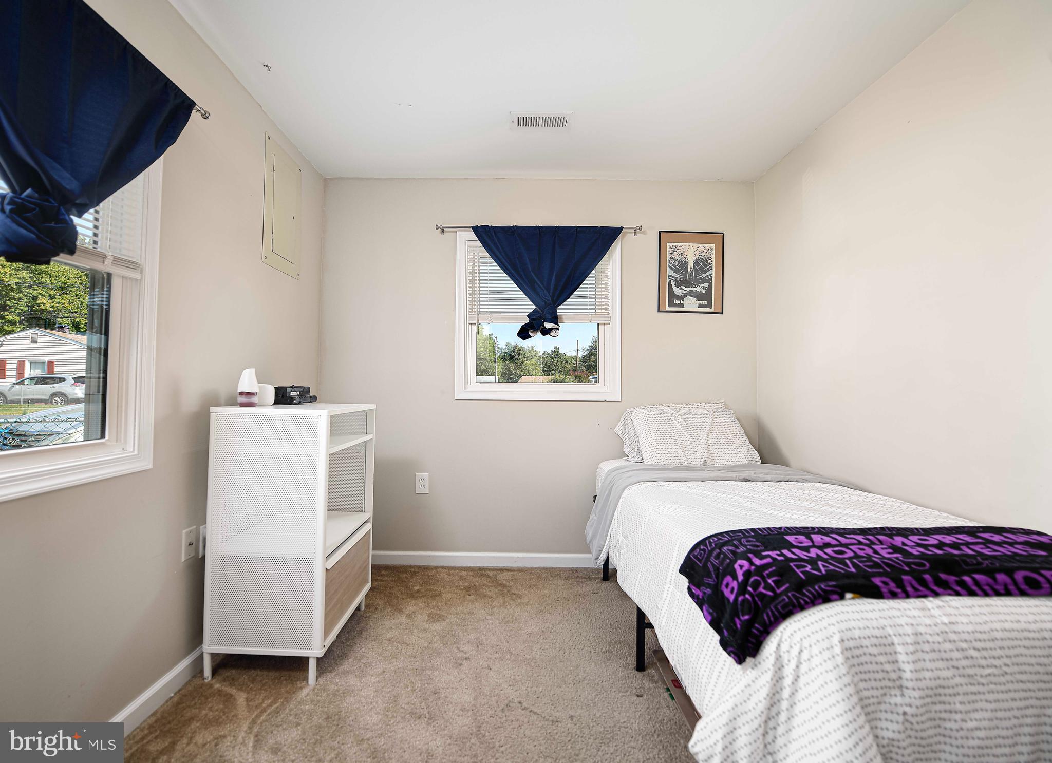 BONNIE BRAE MANOR - Residential