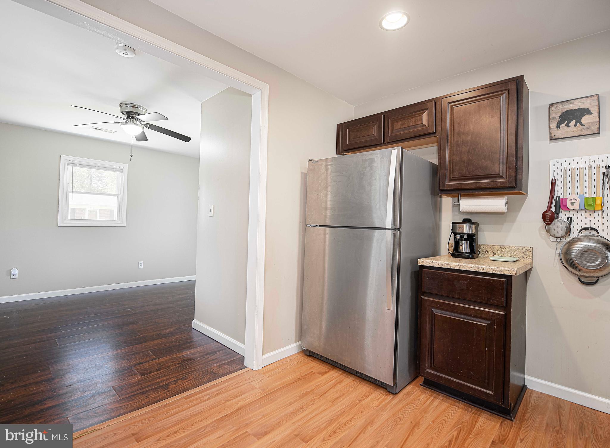 BONNIE BRAE MANOR - Residential