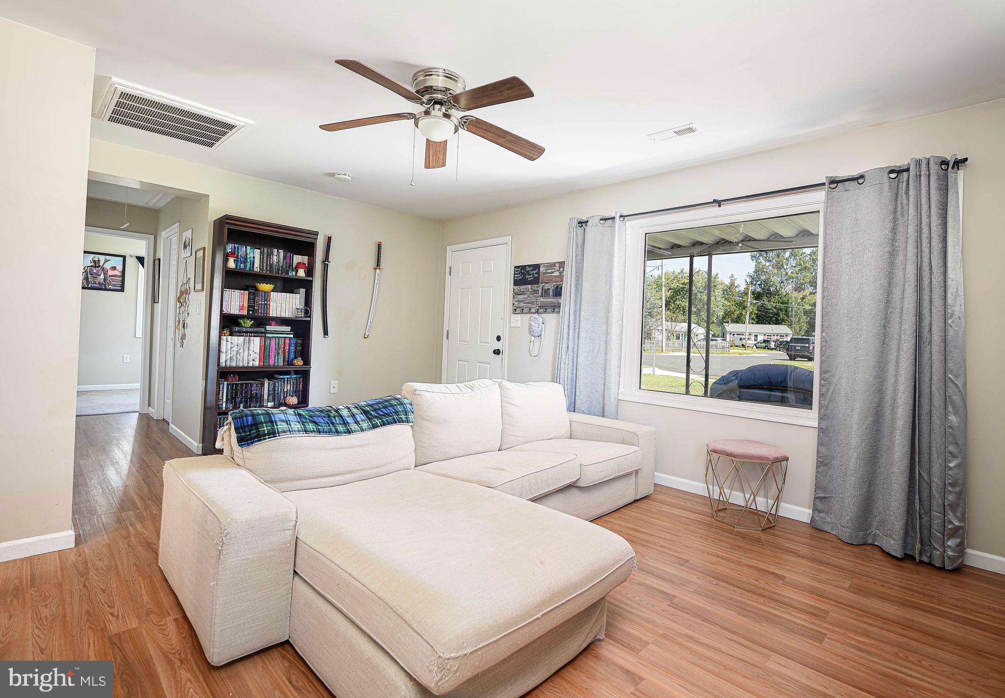 BONNIE BRAE MANOR - Residential