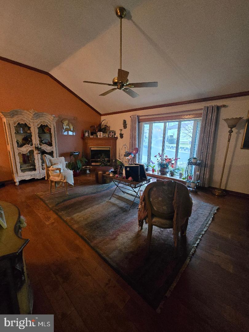 KREWSTOWN - Residential