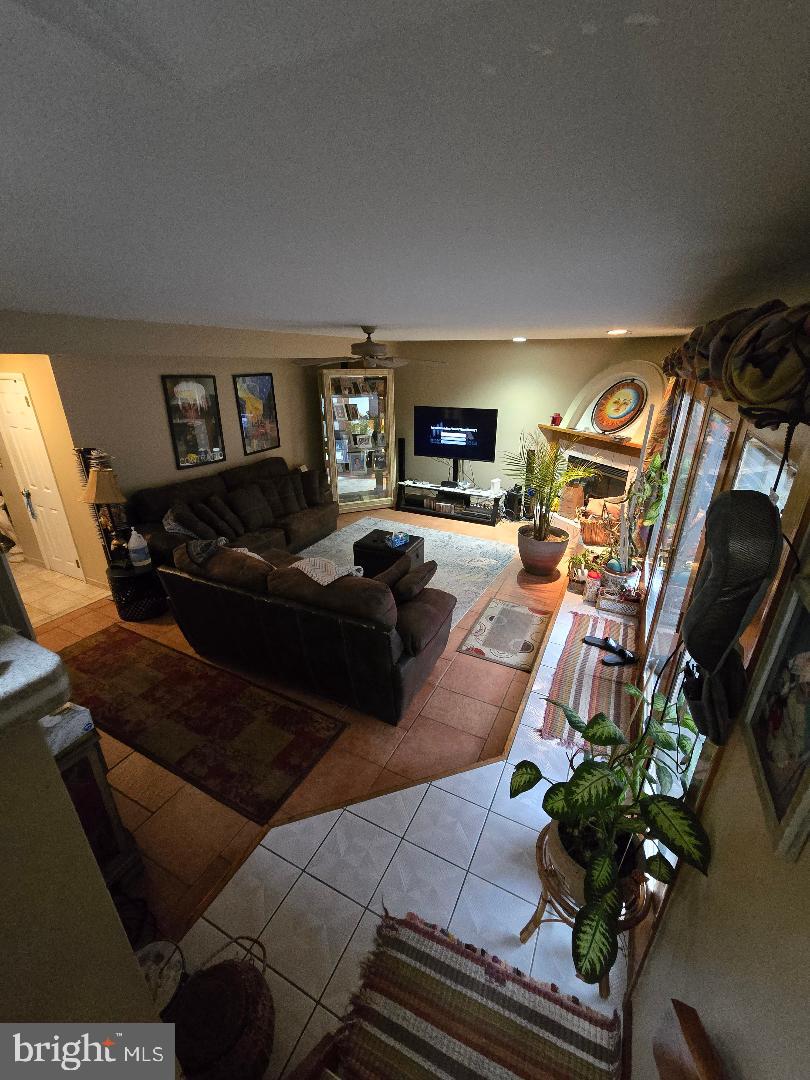 KREWSTOWN - Residential