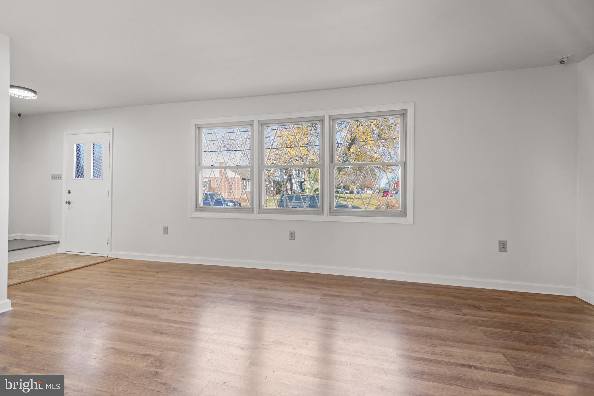 HOMELAND - Residential