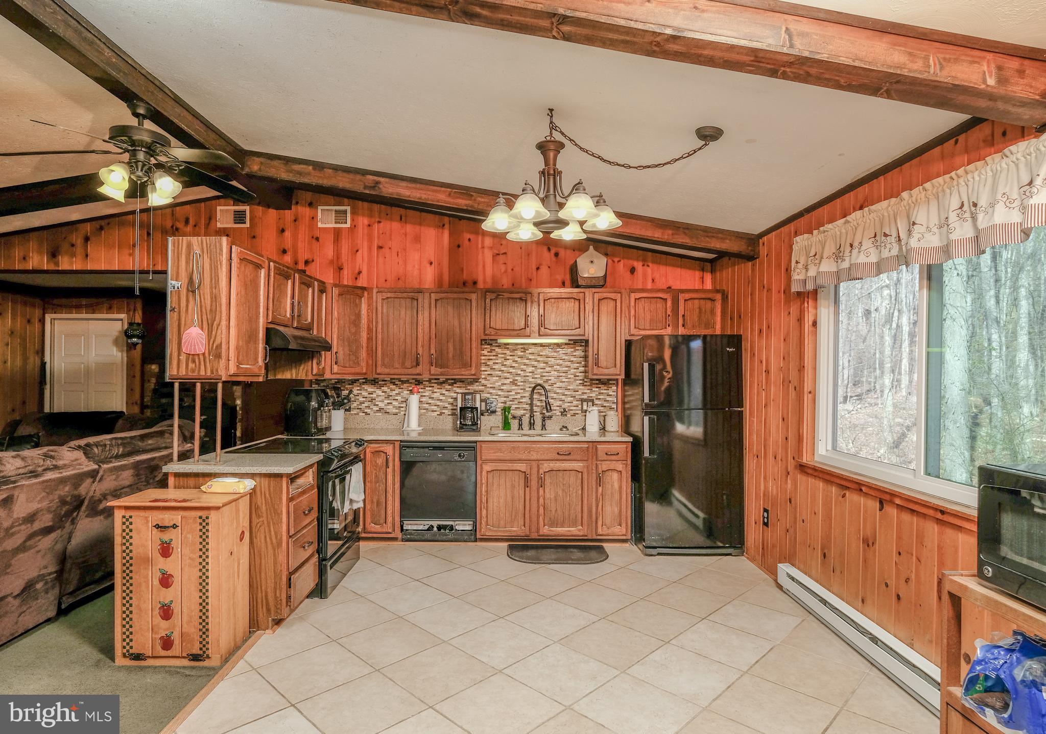 HAPPY VALLEY RETREAT - Residential