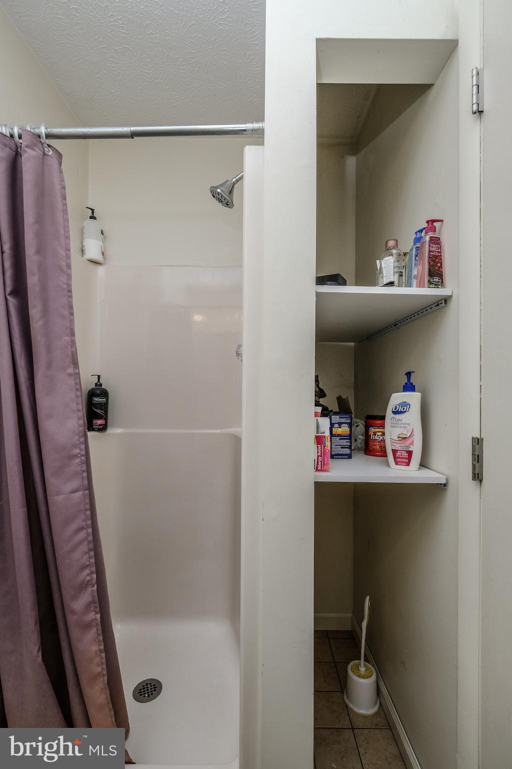 HAPPY VALLEY RETREAT - Residential