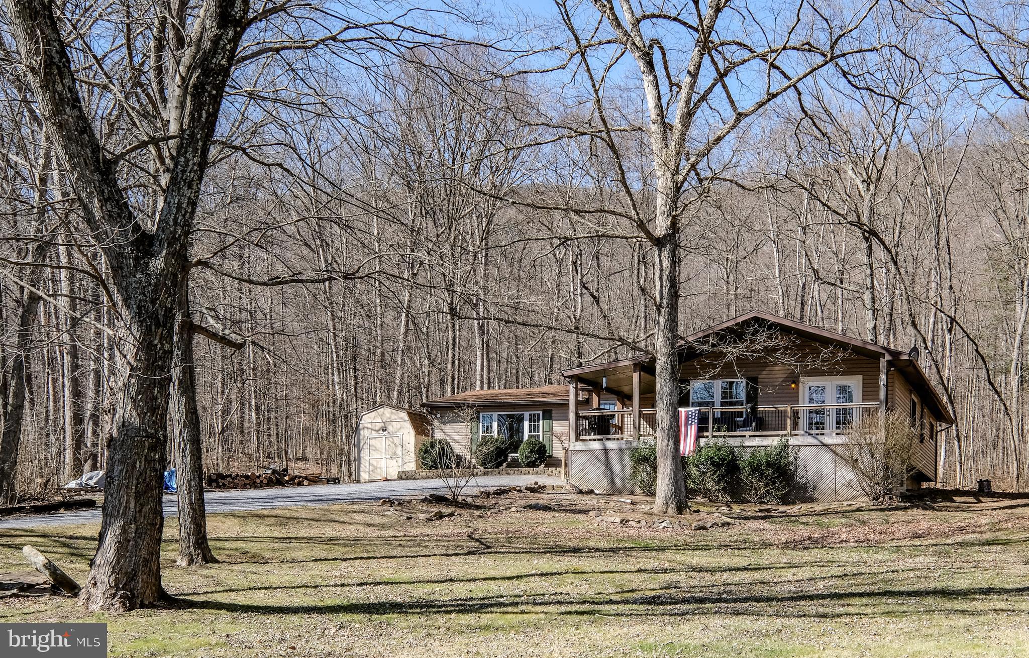 HAPPY VALLEY RETREAT - Residential