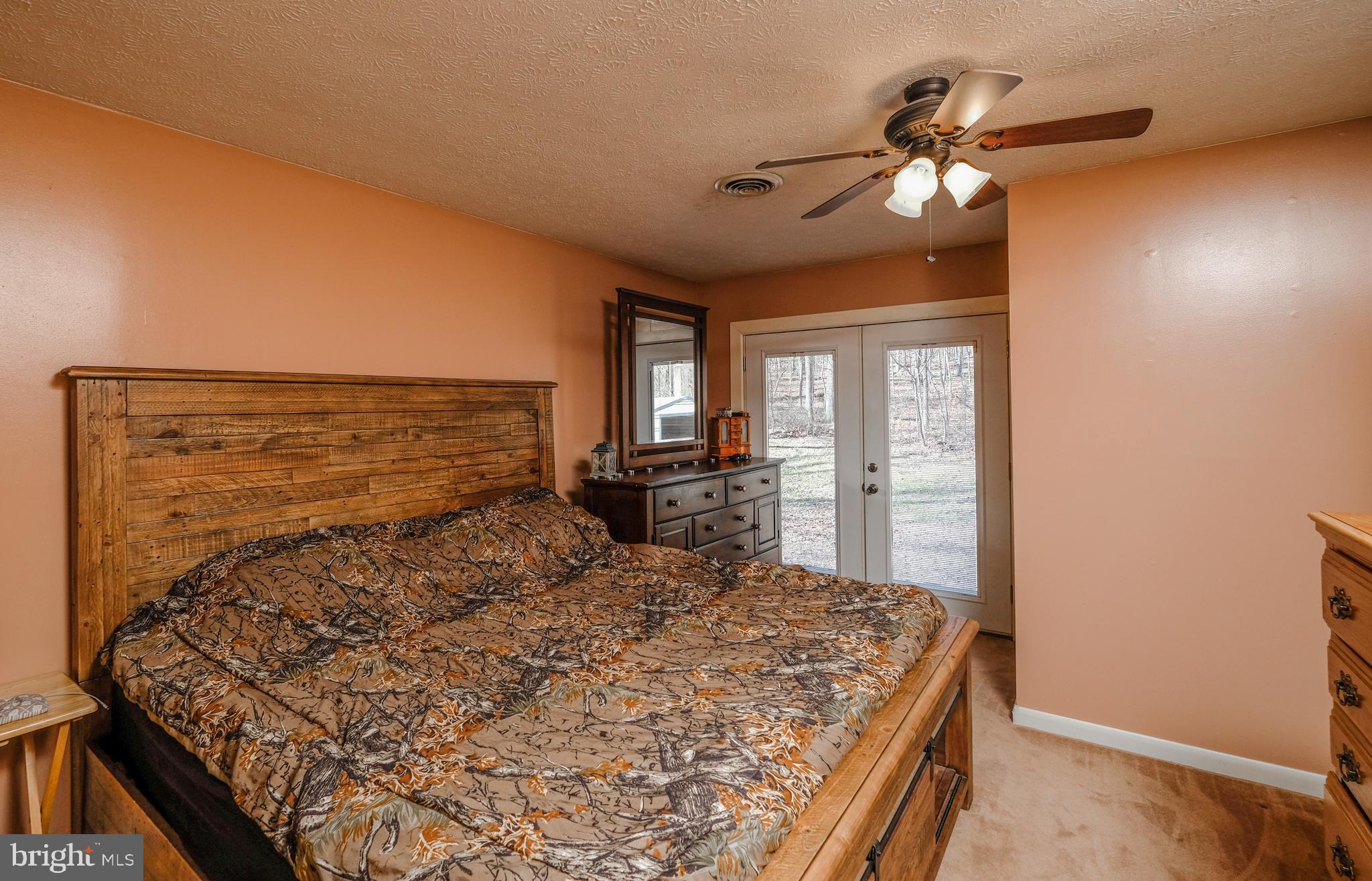 HAPPY VALLEY RETREAT - Residential