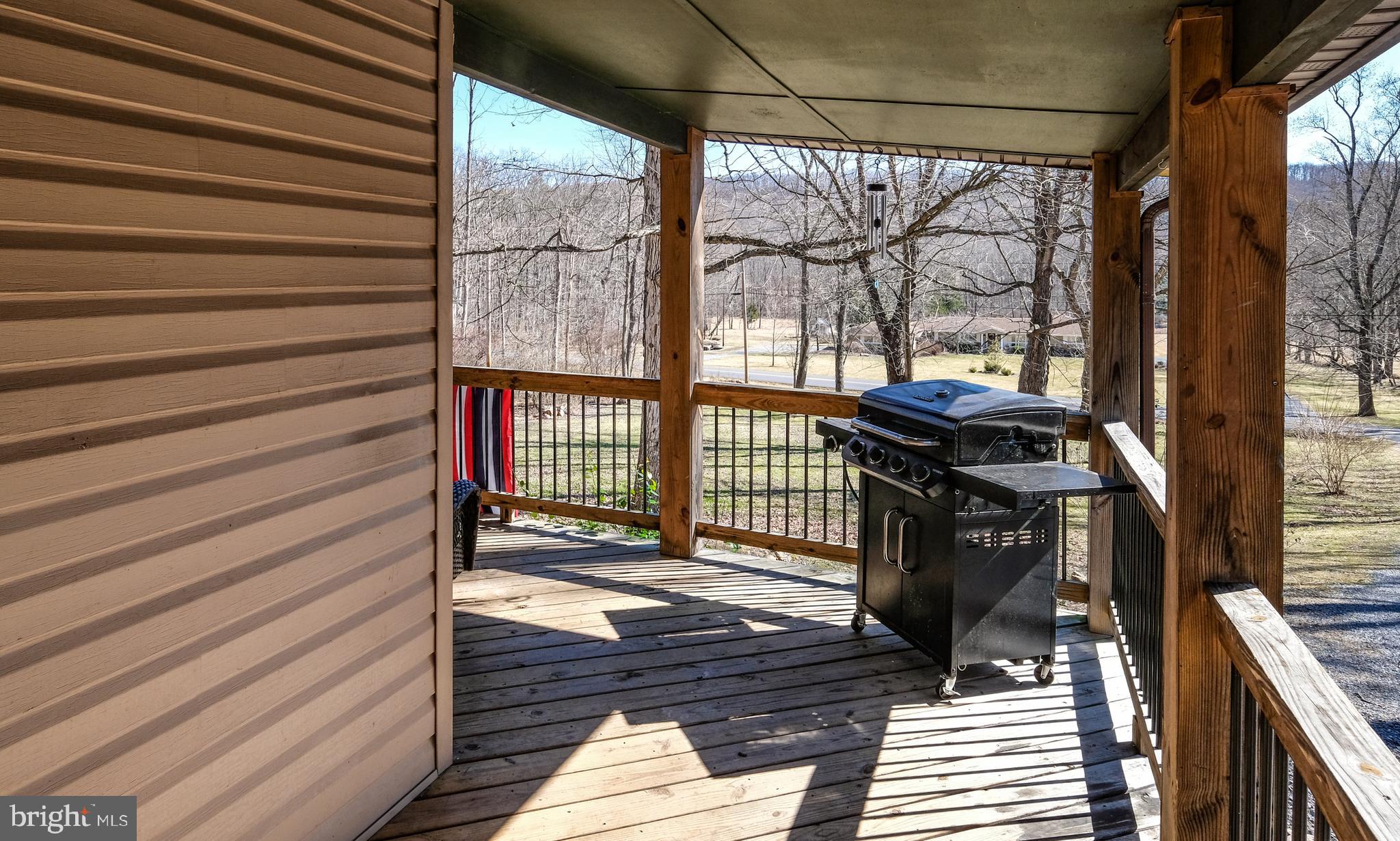 HAPPY VALLEY RETREAT - Residential