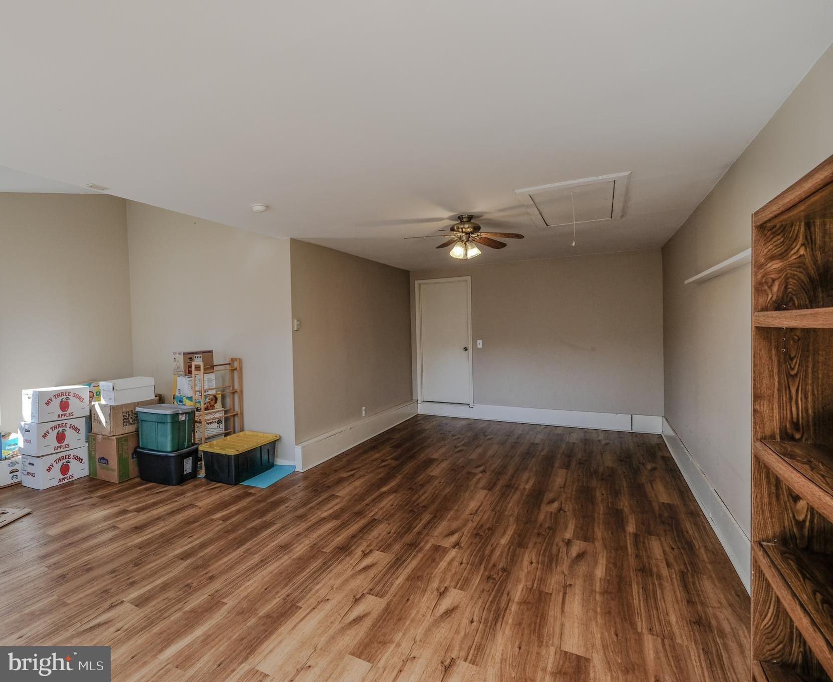 HAPPY VALLEY RETREAT - Residential