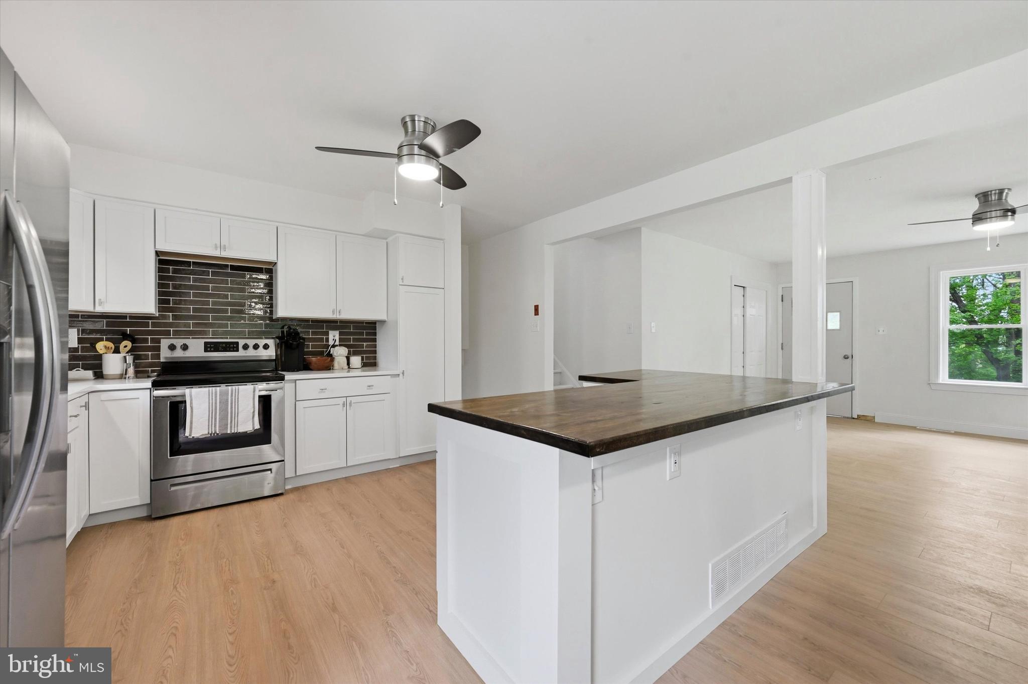 ANSELMA - Residential