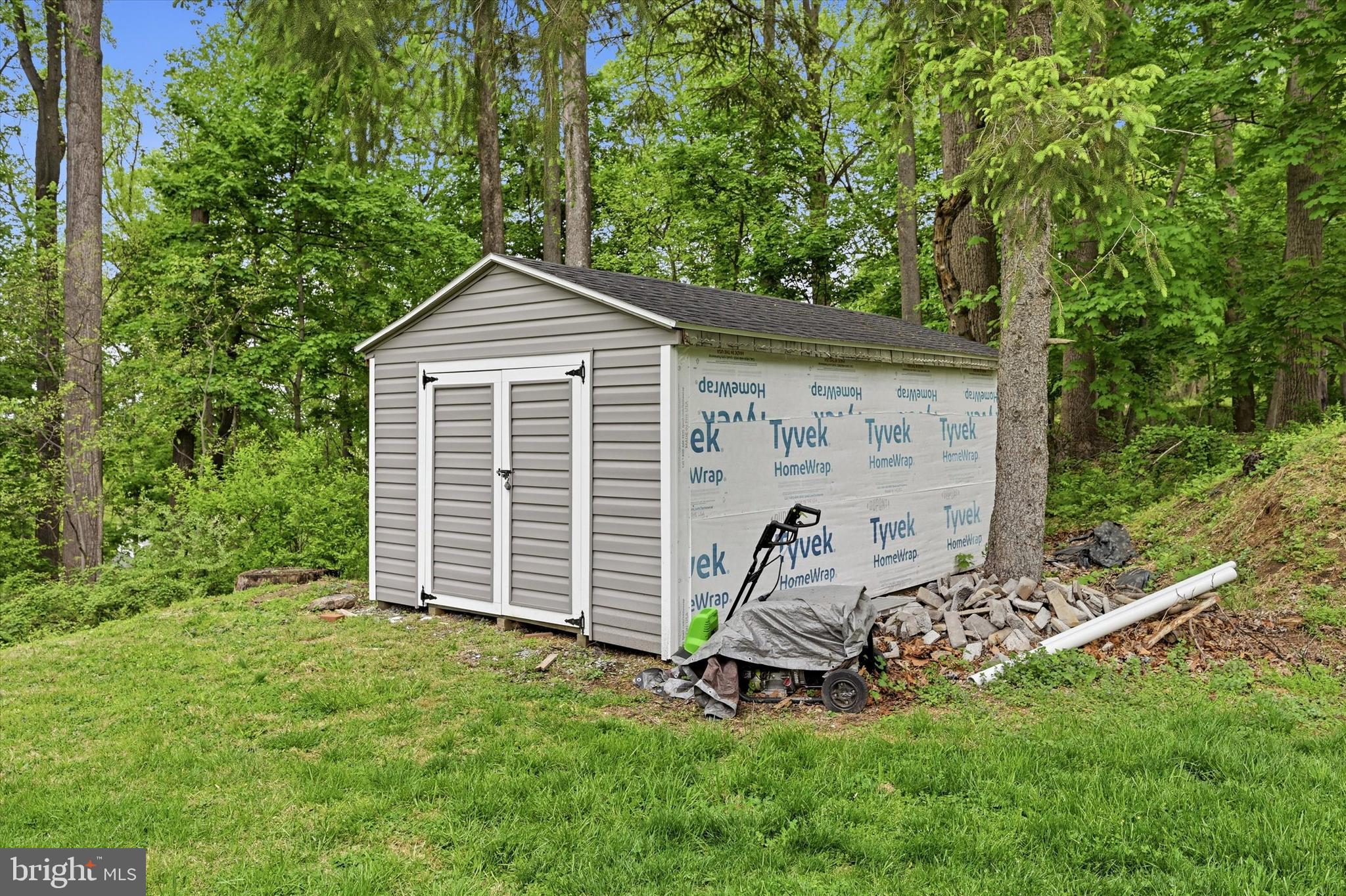 ANSELMA - Residential