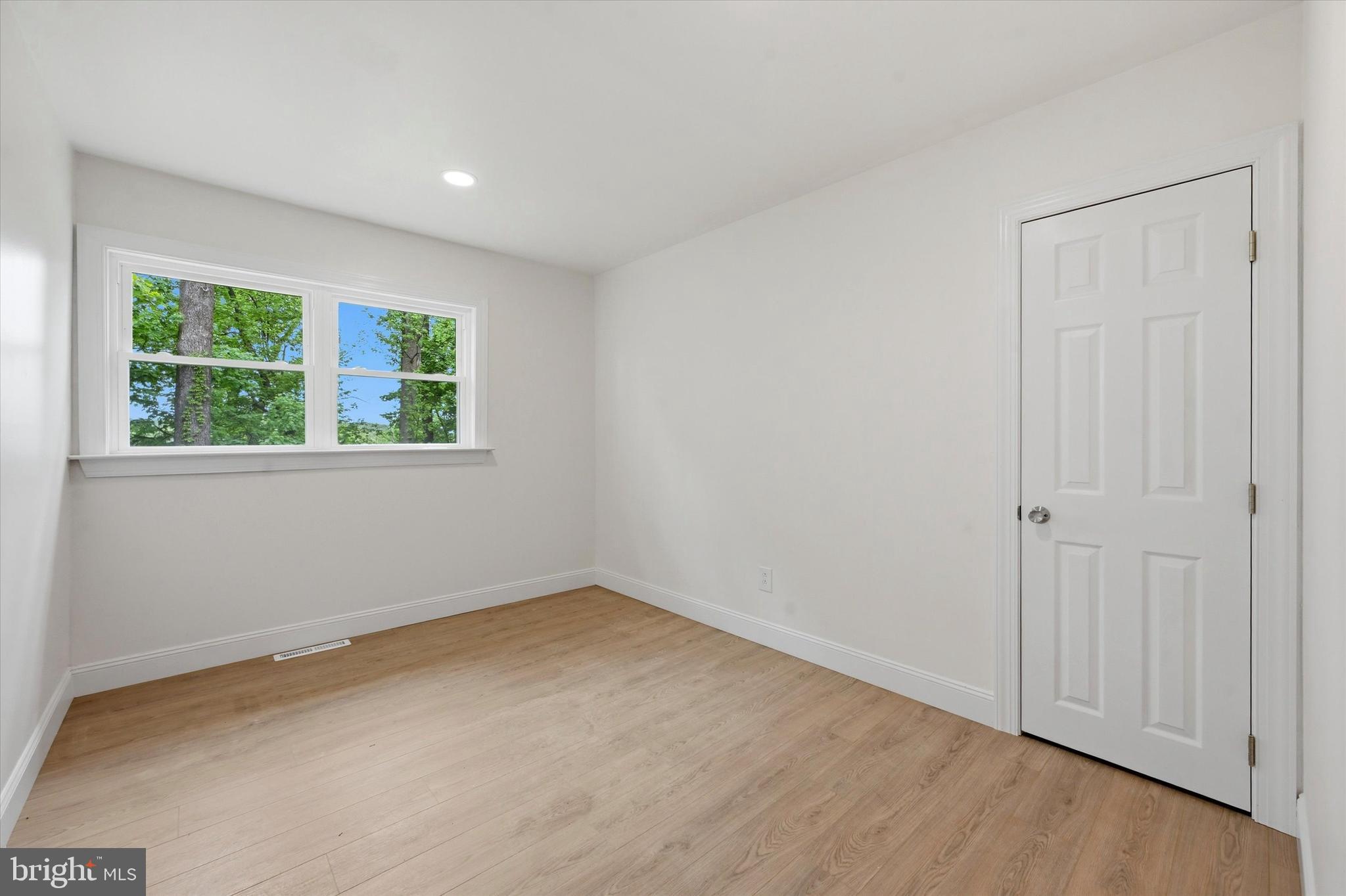 ANSELMA - Residential