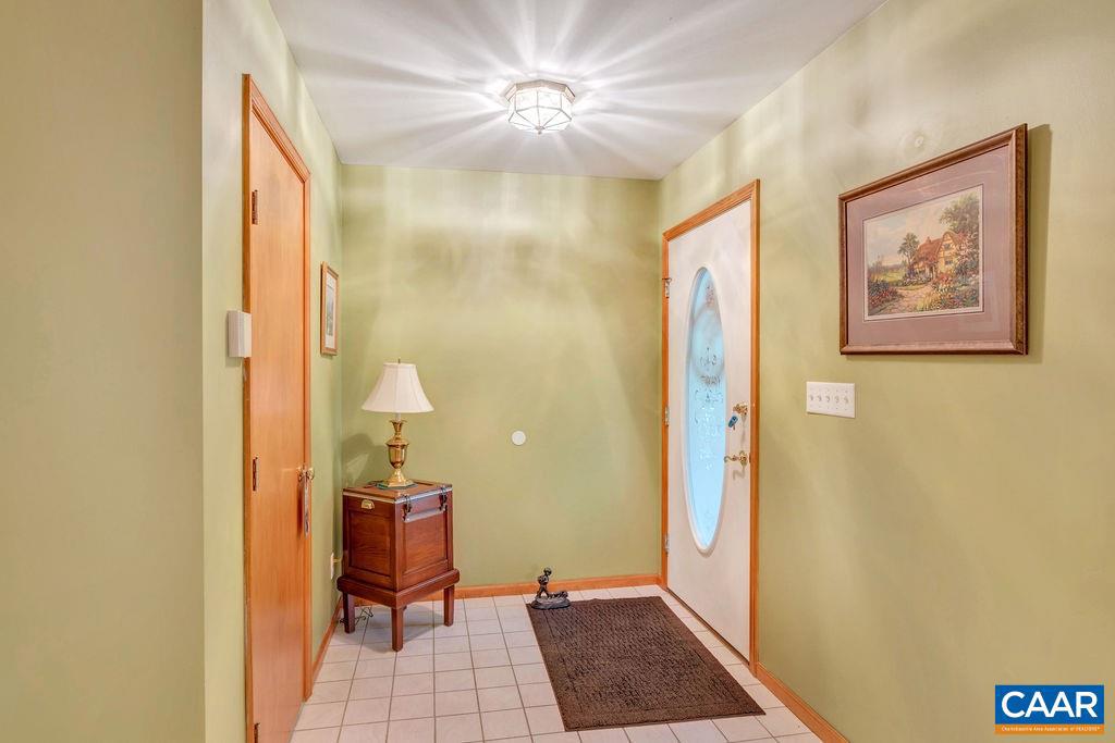 LAKE MONTICELLO - Residential