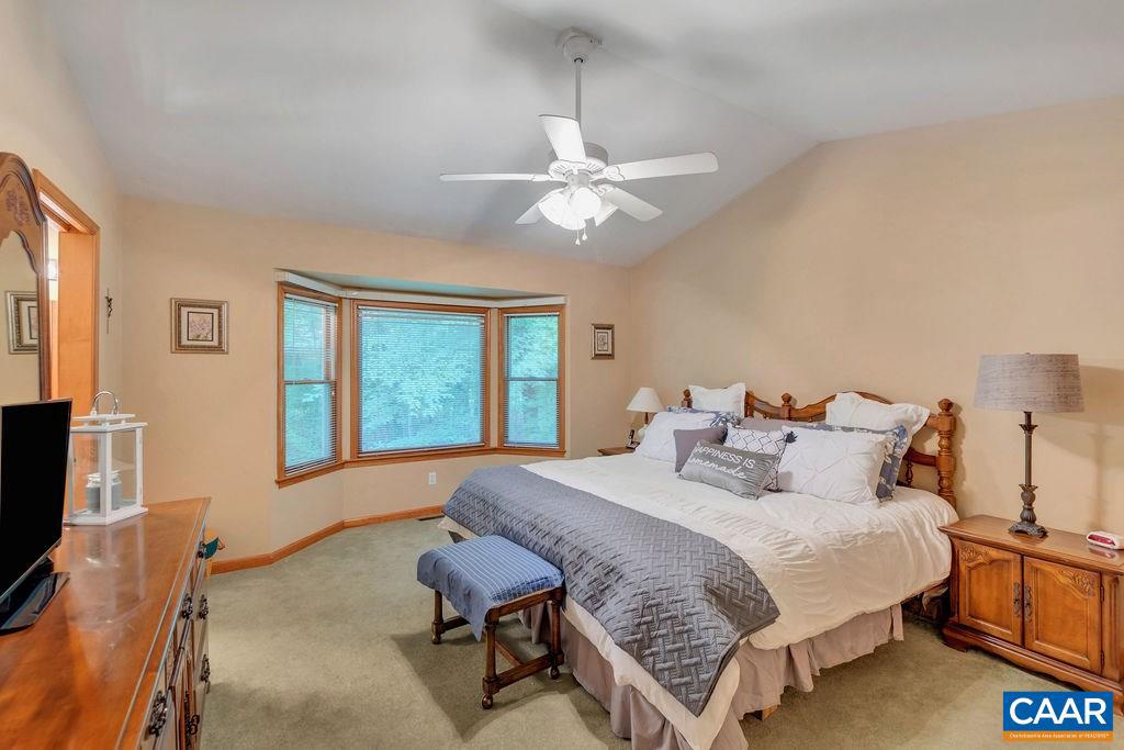 LAKE MONTICELLO - Residential