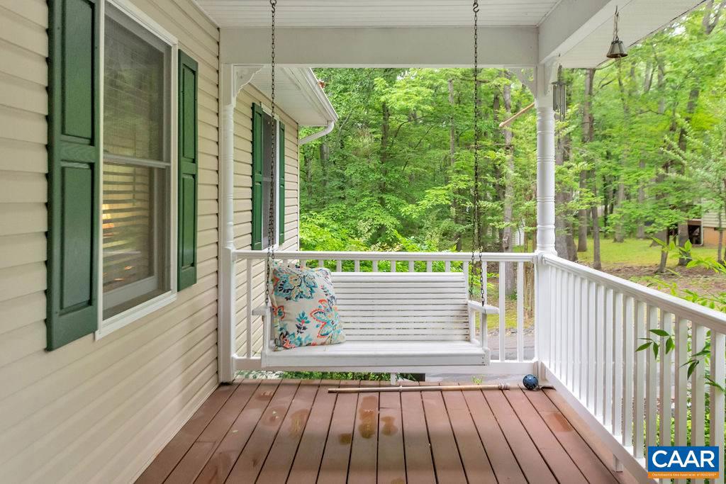 LAKE MONTICELLO - Residential