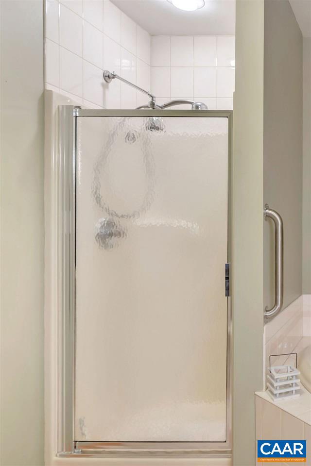 LAKE MONTICELLO - Residential