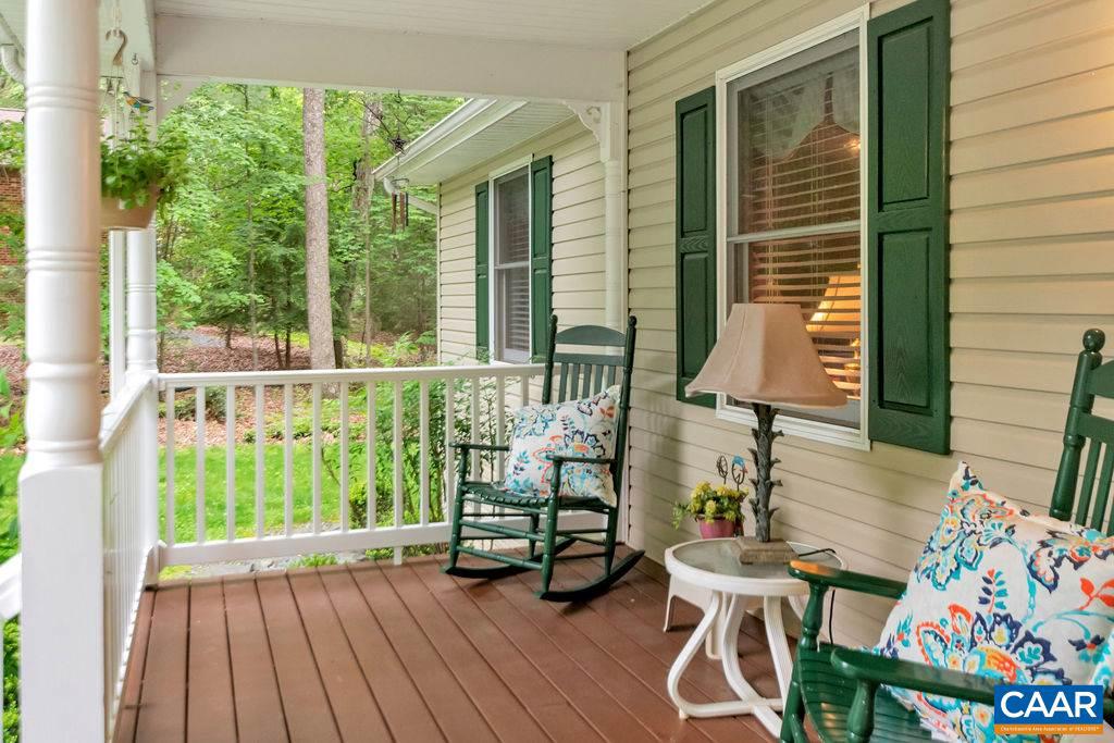 LAKE MONTICELLO - Residential