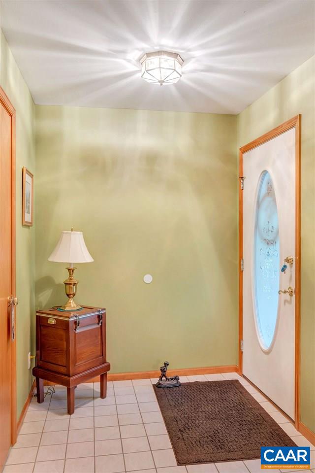 LAKE MONTICELLO - Residential