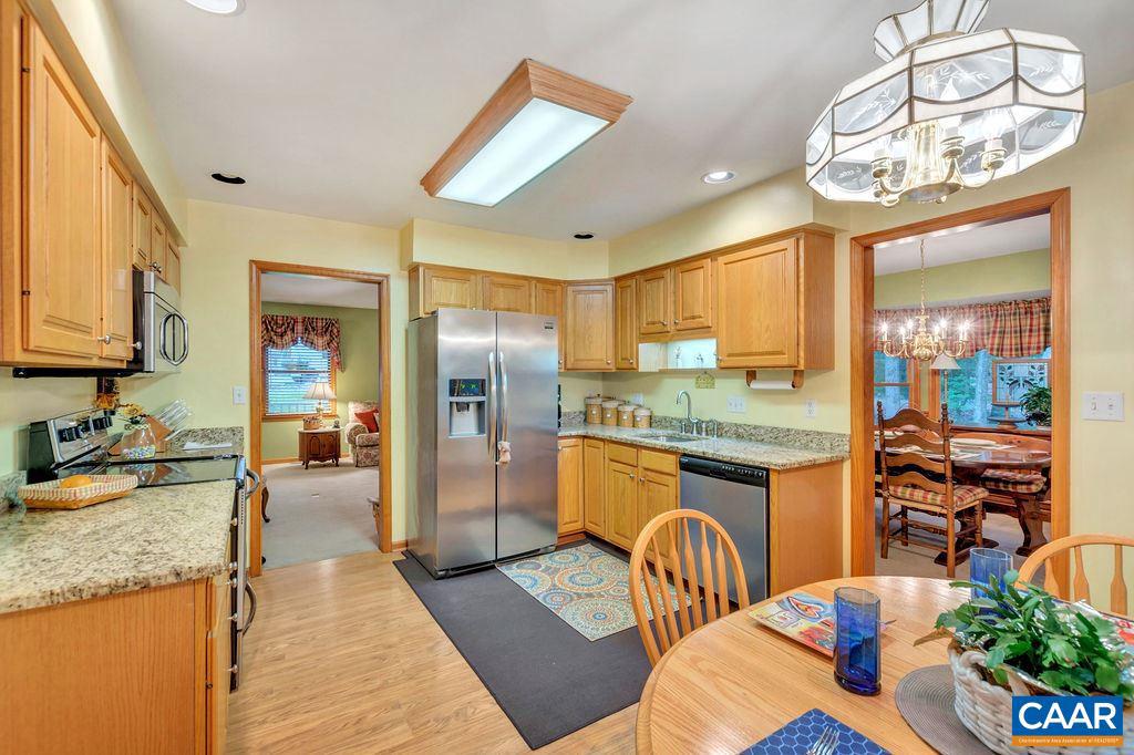 LAKE MONTICELLO - Residential