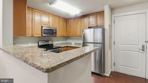 Photo of 11700 Old Georgetown Road #1007, NORTH BETHESDA, MD 20852 (MLS # MDMC2230750)
