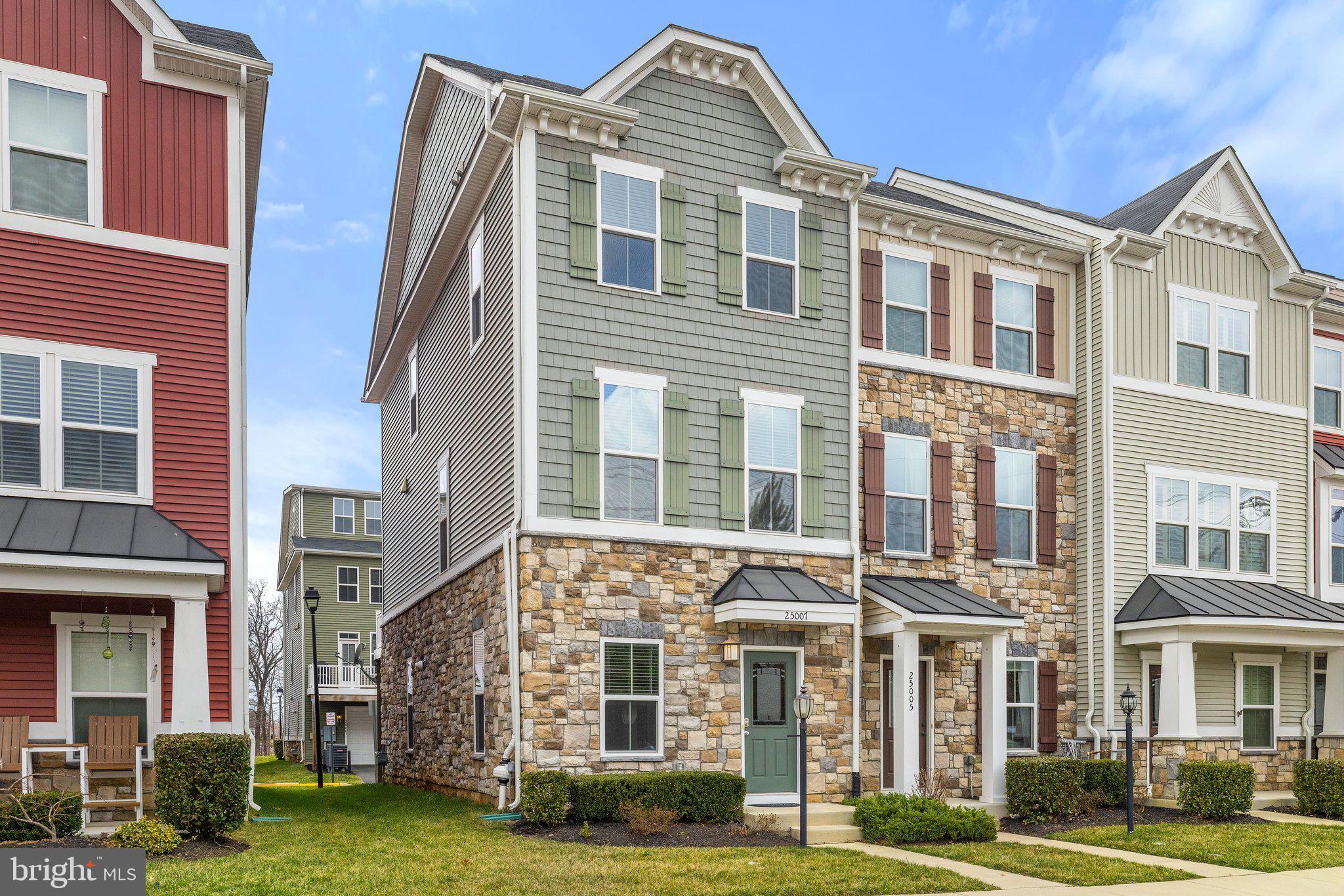 WESTRIDGE CONDOMINIUM - Residential