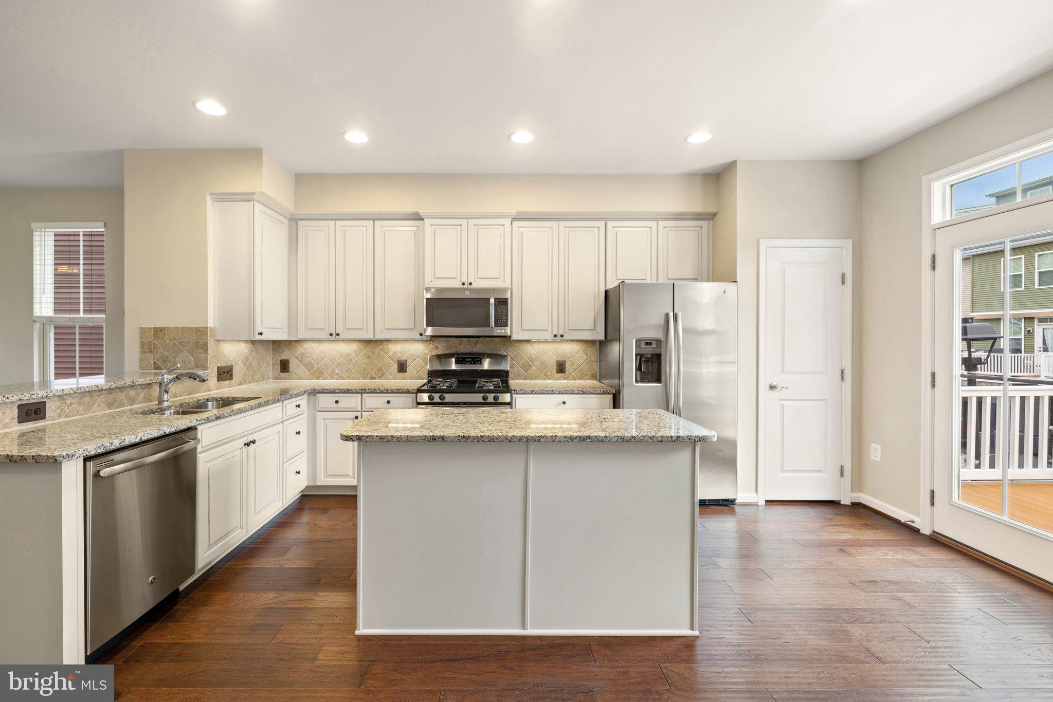 WESTRIDGE CONDOMINIUM - Residential