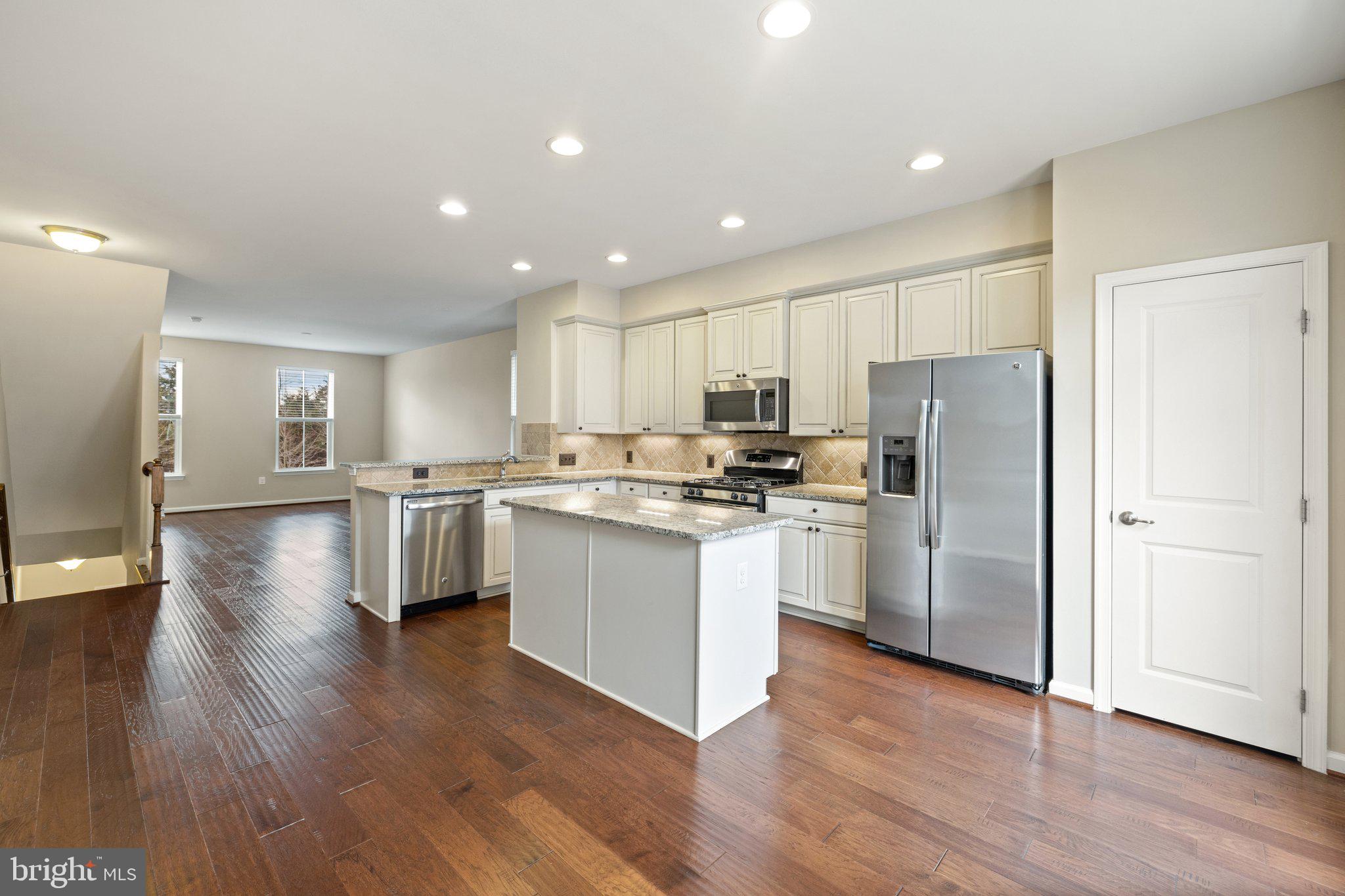 WESTRIDGE CONDOMINIUM - Residential