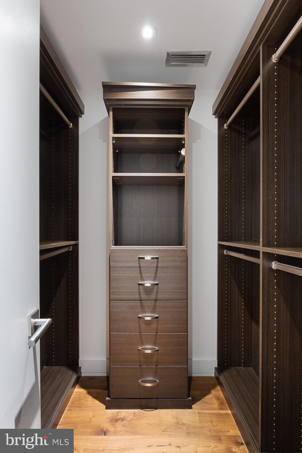 OLD CITY - Residential