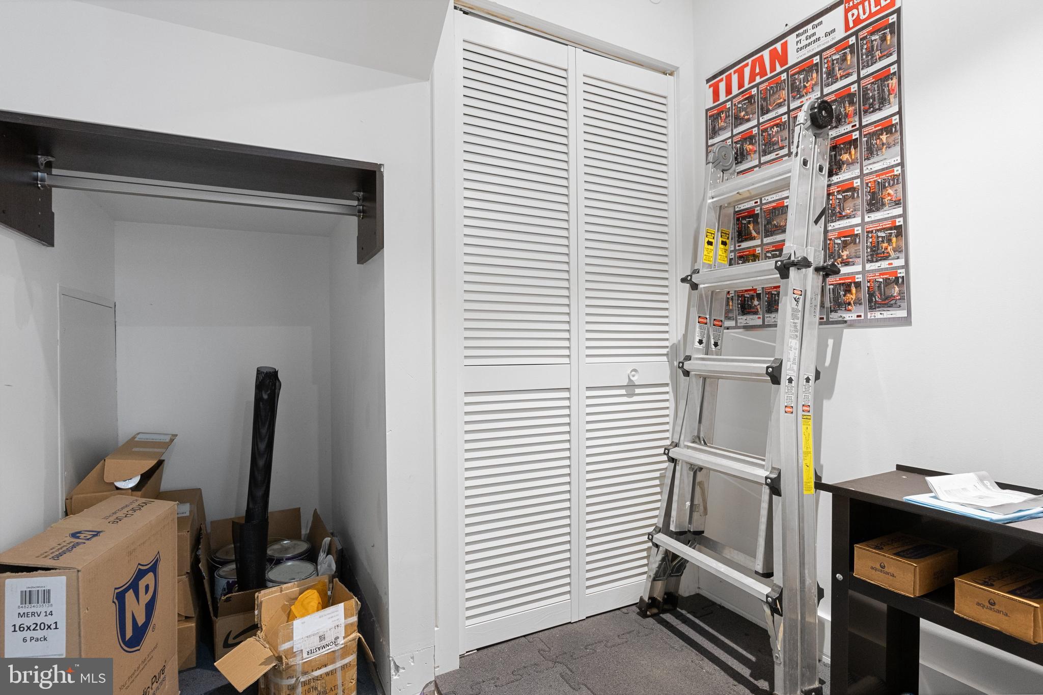 OLD CITY - Residential