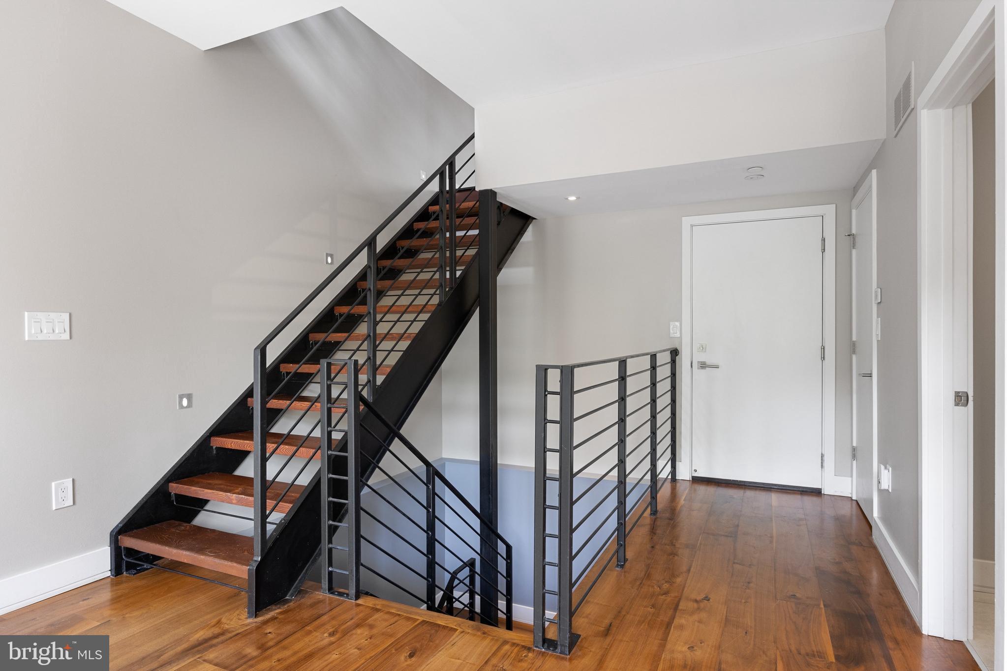 OLD CITY - Residential