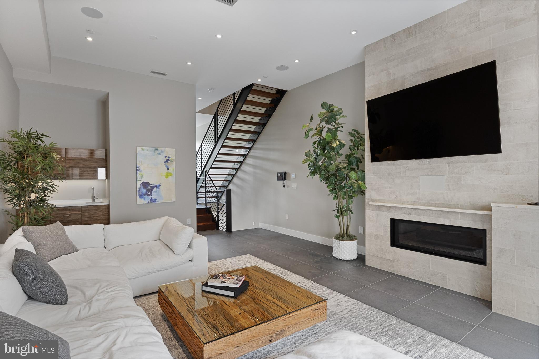 OLD CITY - Residential