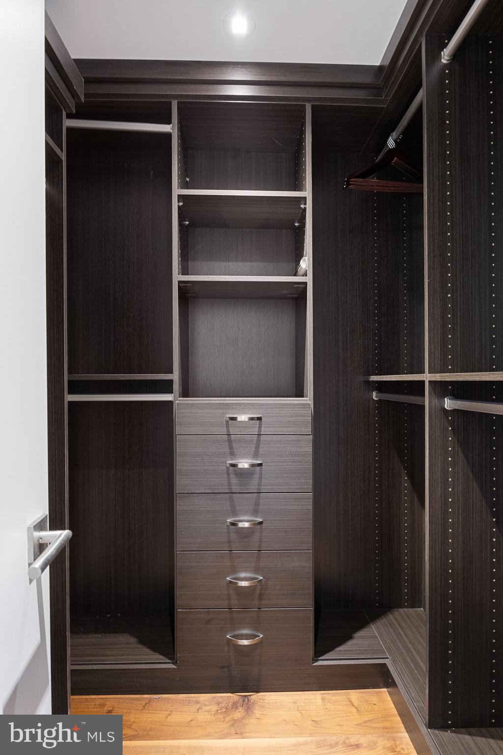 OLD CITY - Residential