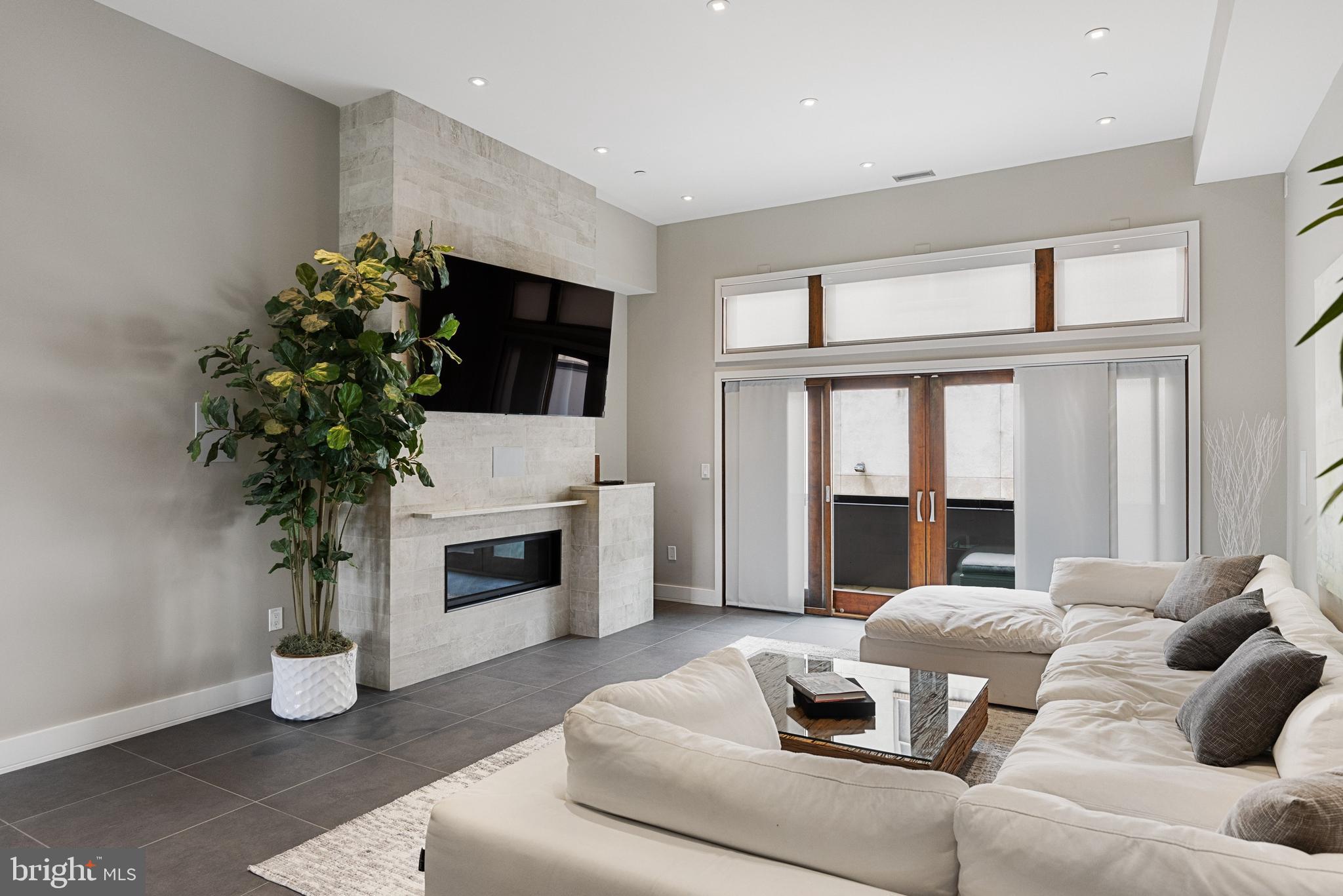 OLD CITY - Residential