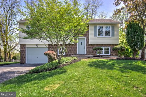 82 ALLEN ROAD EPHRATA PA 17522