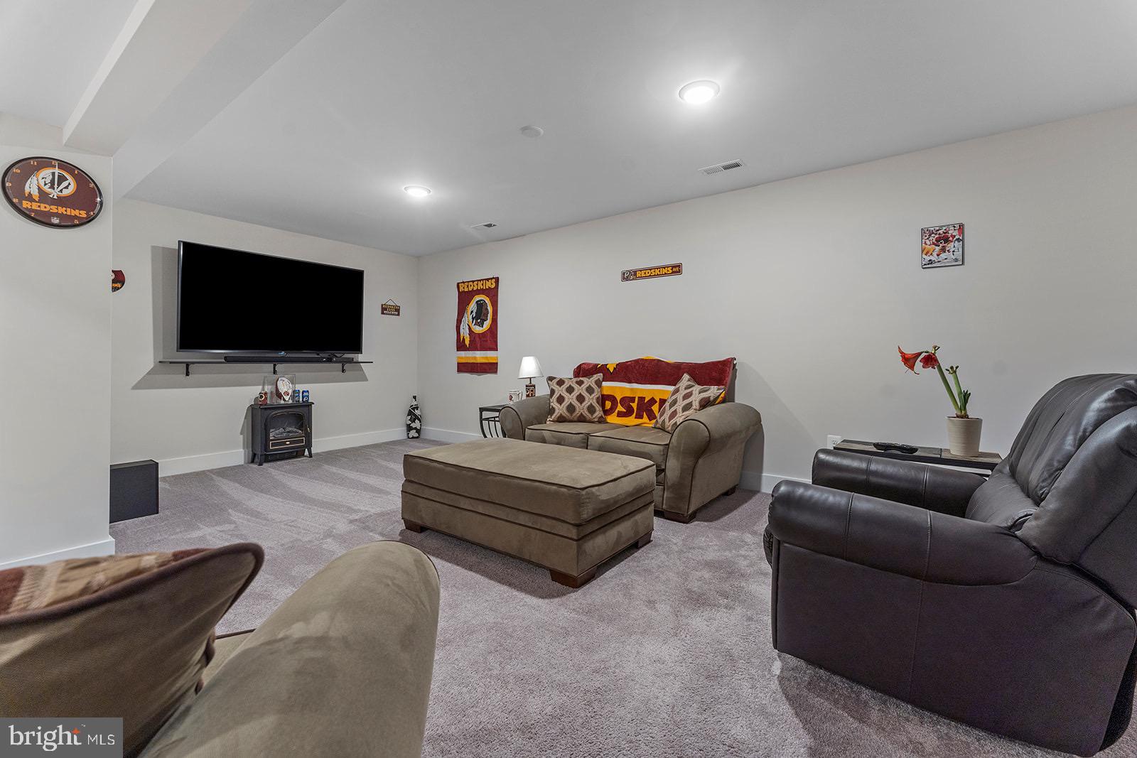 MAURY HEIGHTS - Residential