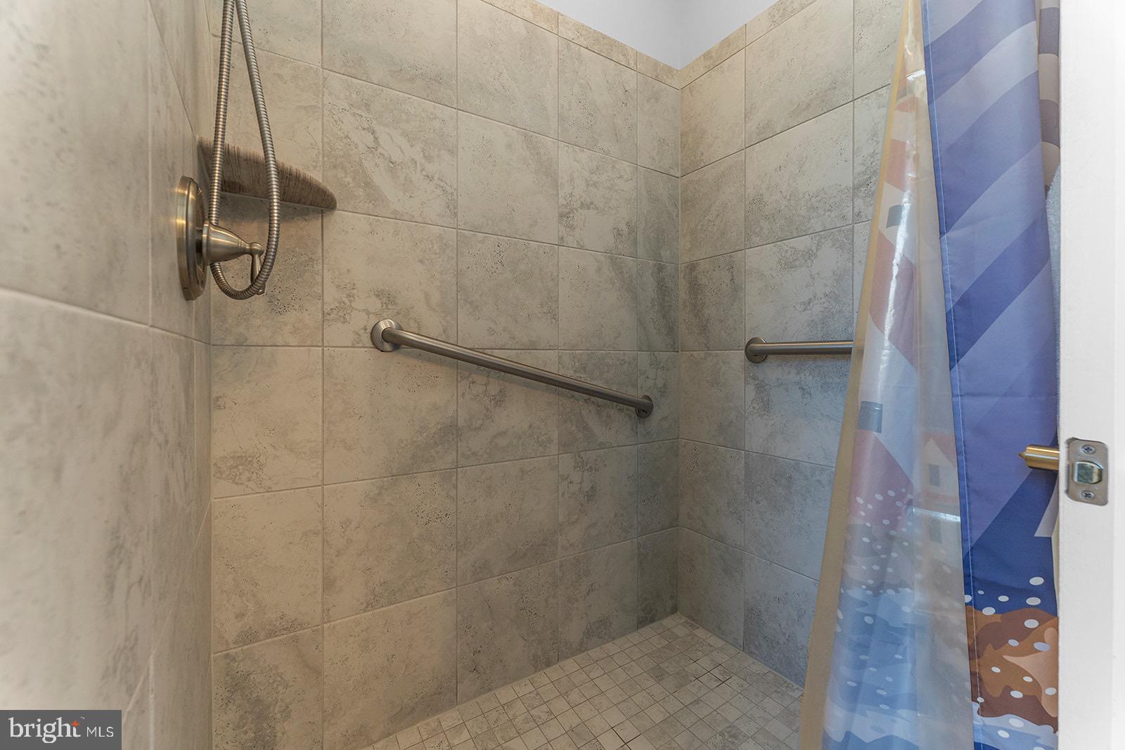 MAURY HEIGHTS - Residential