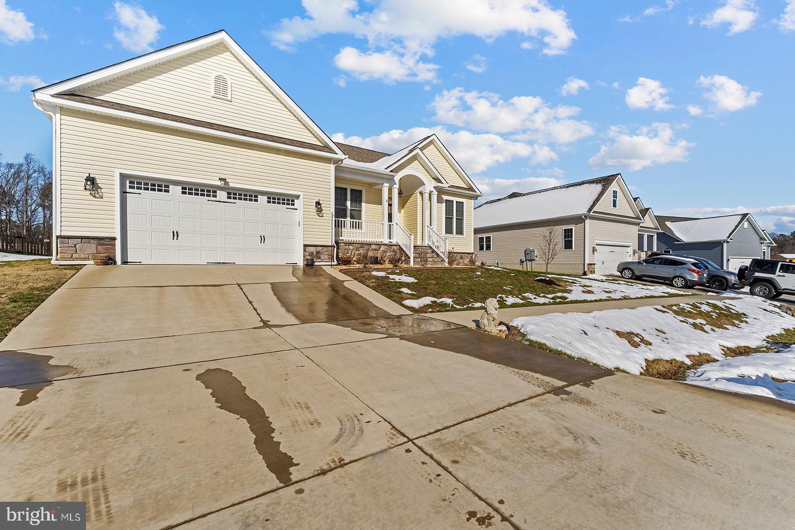 MAURY HEIGHTS - Residential