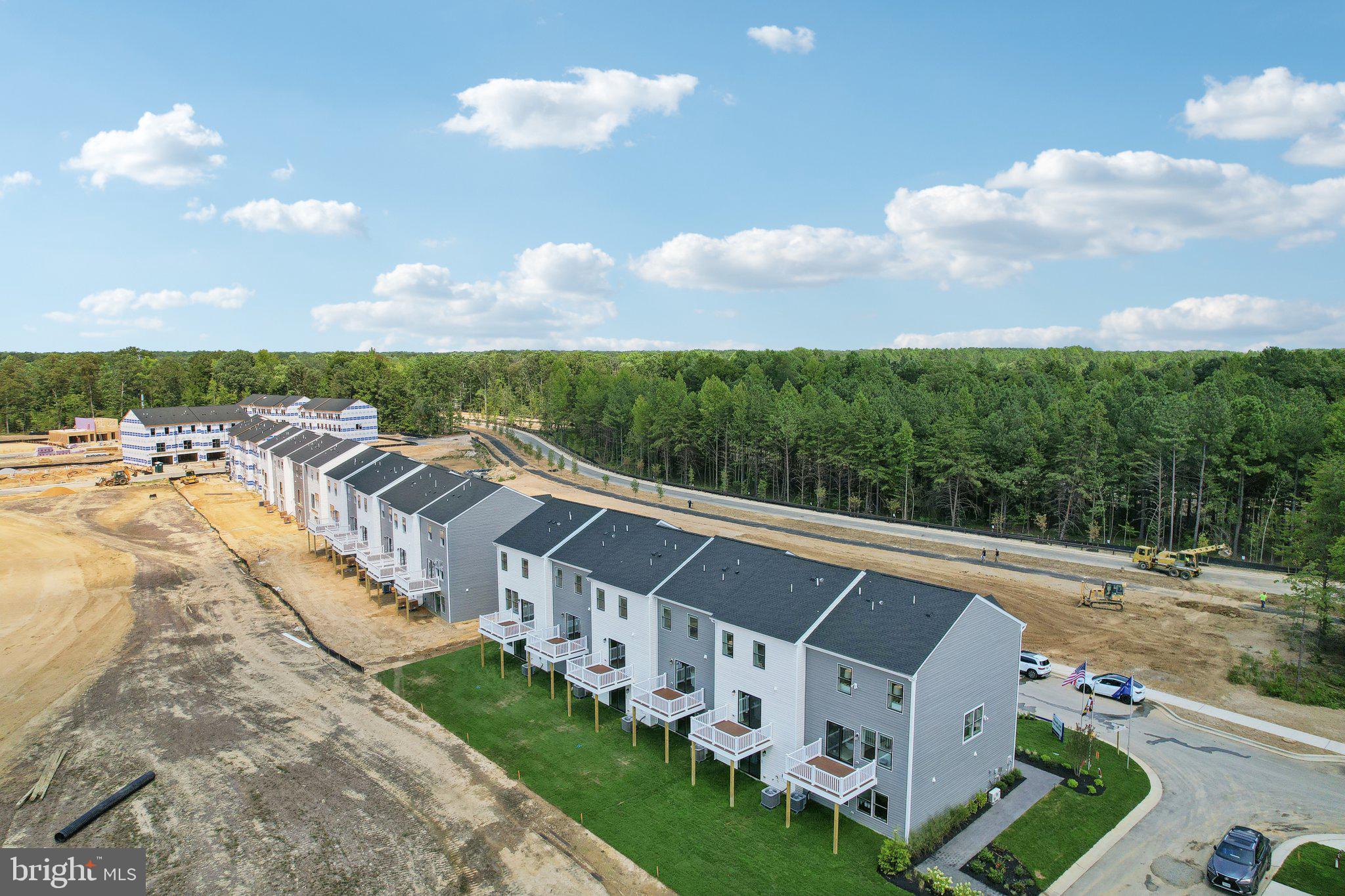 PINEGROVE - Residential