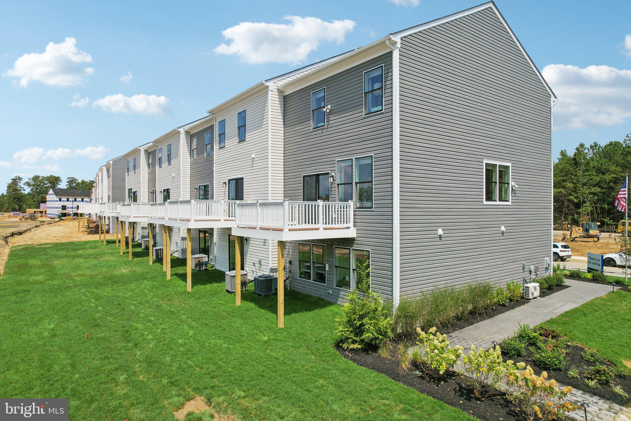 PINEGROVE - Residential