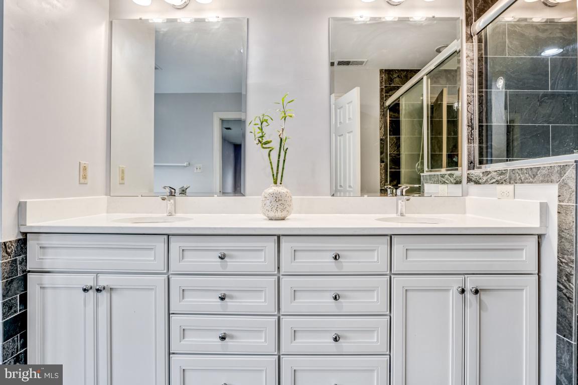 VIRGINIA RUN - Residential