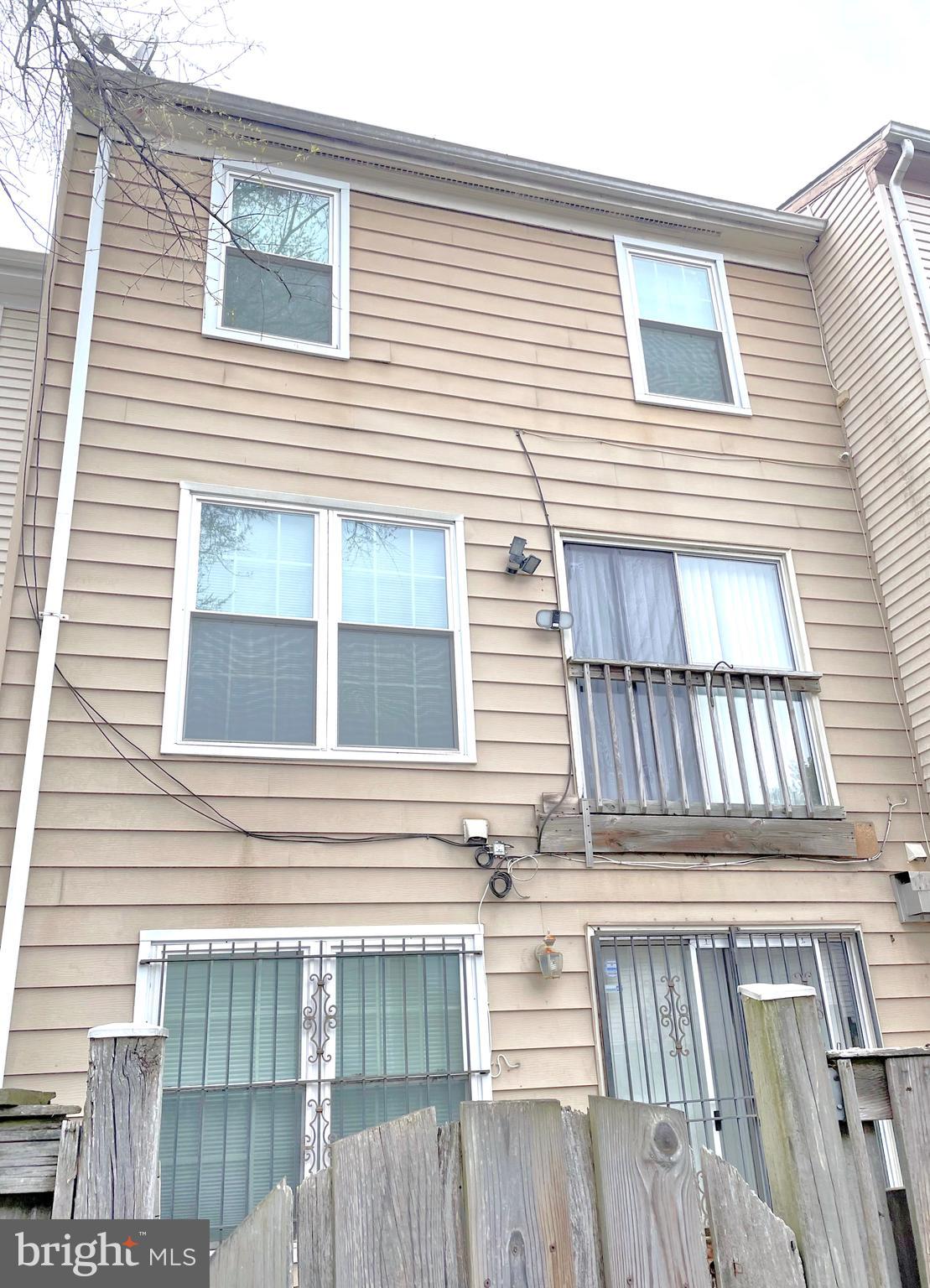 PRINCETON SQUARE PLAT FO - Residential