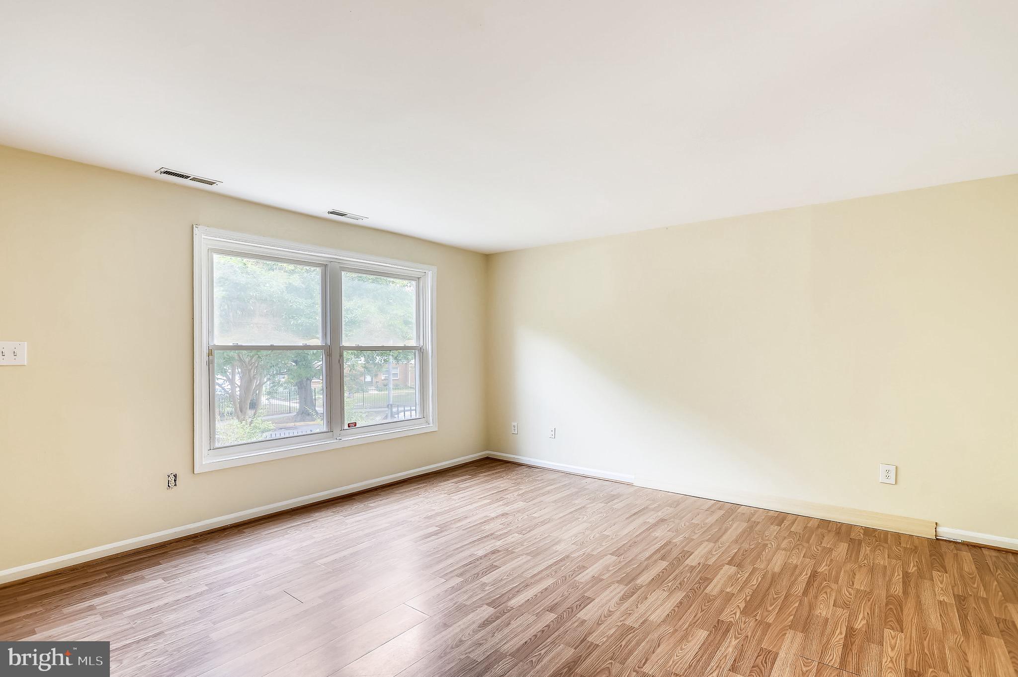 OLD TOWNE VILLAGE CONDOMINIUMS - Residential