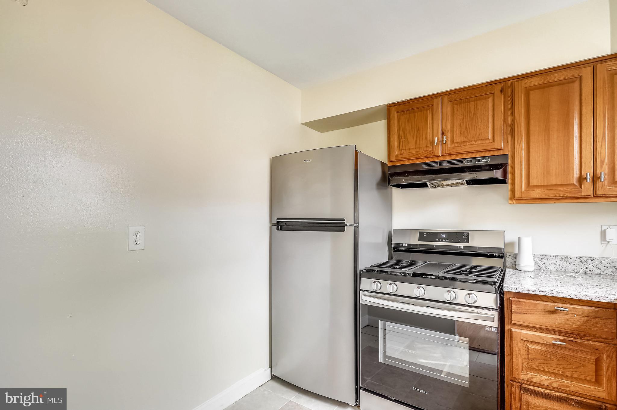 OLD TOWNE VILLAGE CONDOMINIUMS - Residential