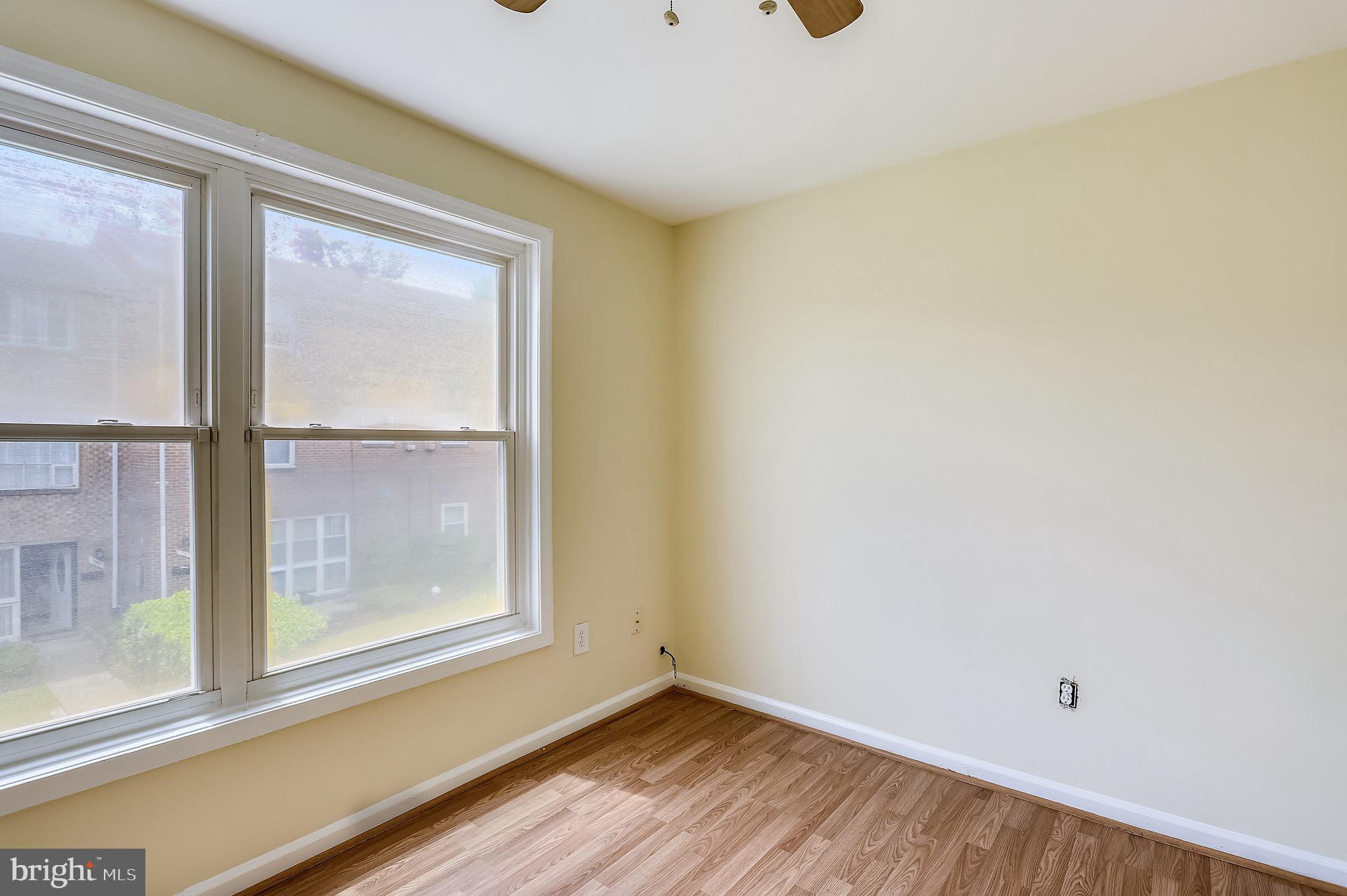 OLD TOWNE VILLAGE CONDOMINIUMS - Residential