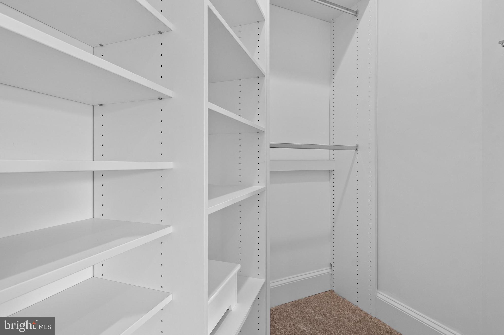 LONGMOOR FARM ESTATES - Residential