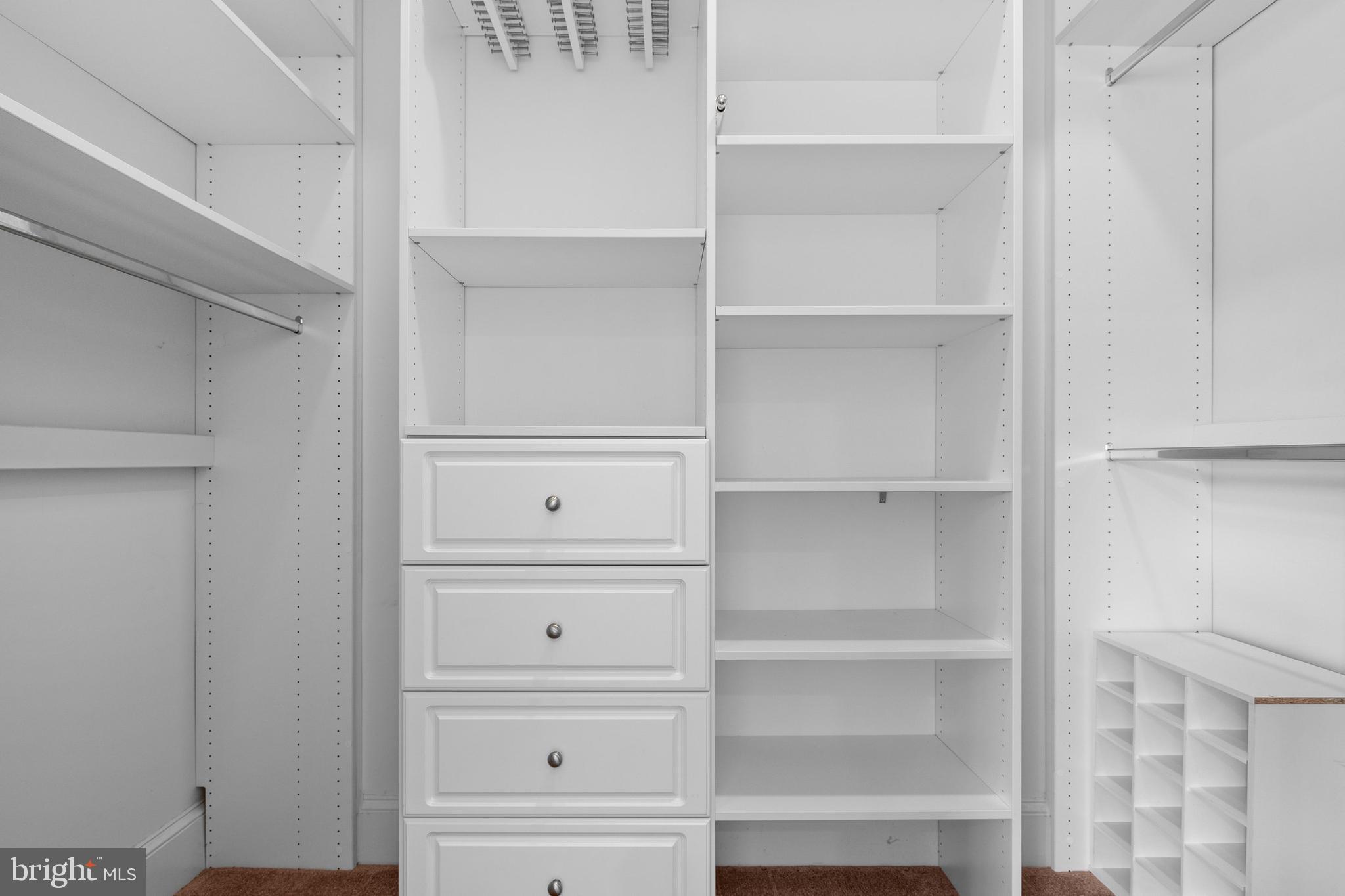 LONGMOOR FARM ESTATES - Residential