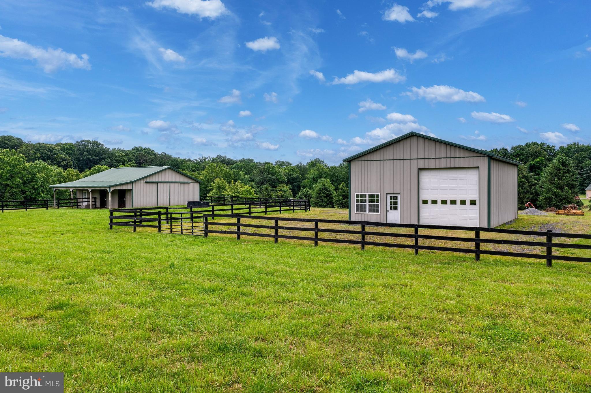 LONGMOOR FARM ESTATES - Residential