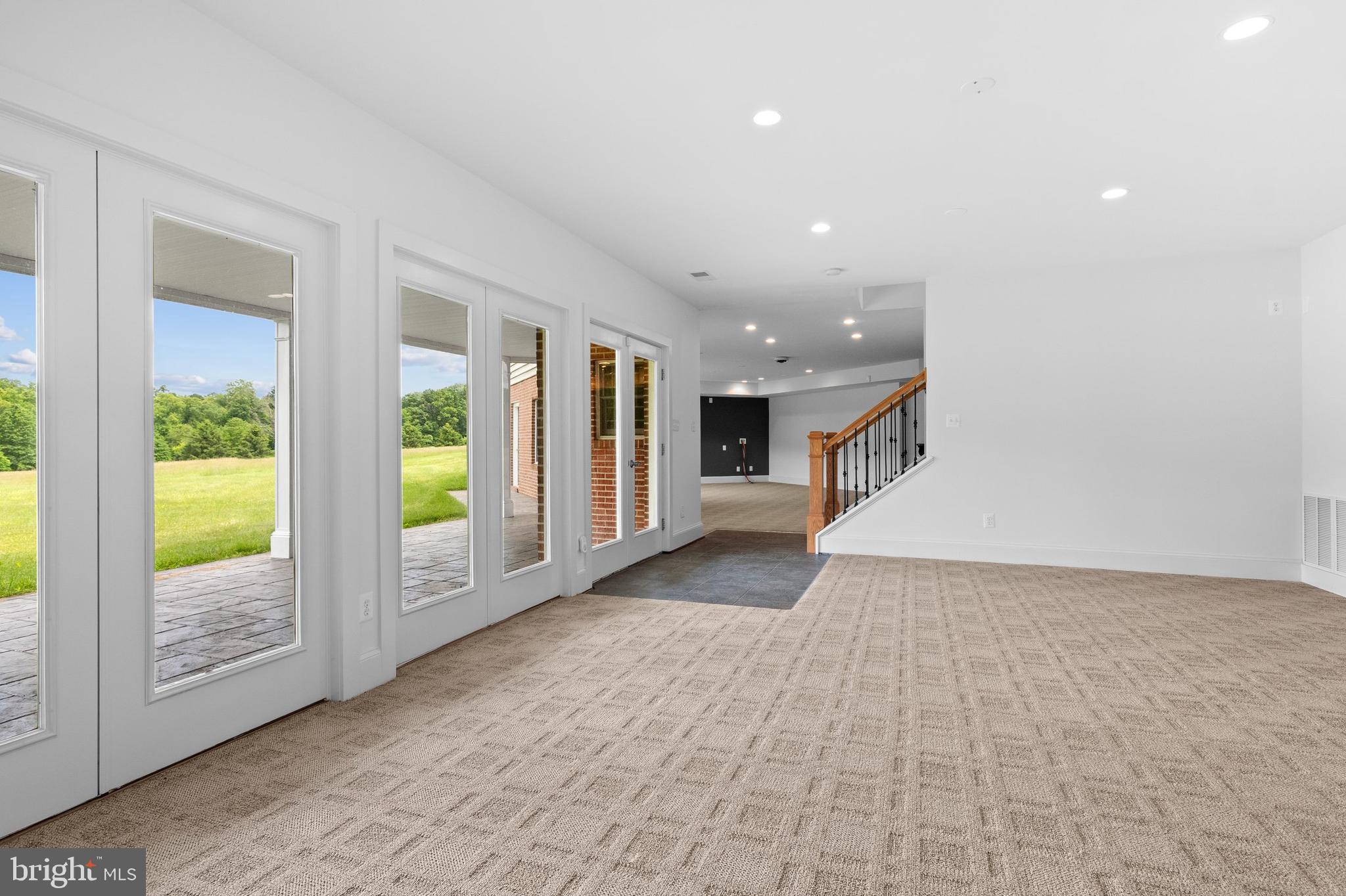 LONGMOOR FARM ESTATES - Residential